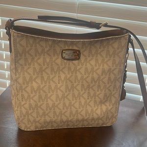 Michael Kors Crossbody or Shoulder